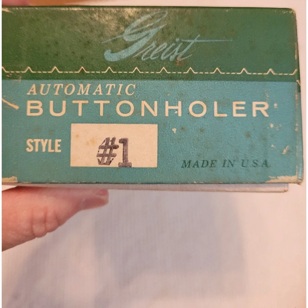 Vintage Greist Buttonholer Automatic Button Holder In Original Box ~ Style #1